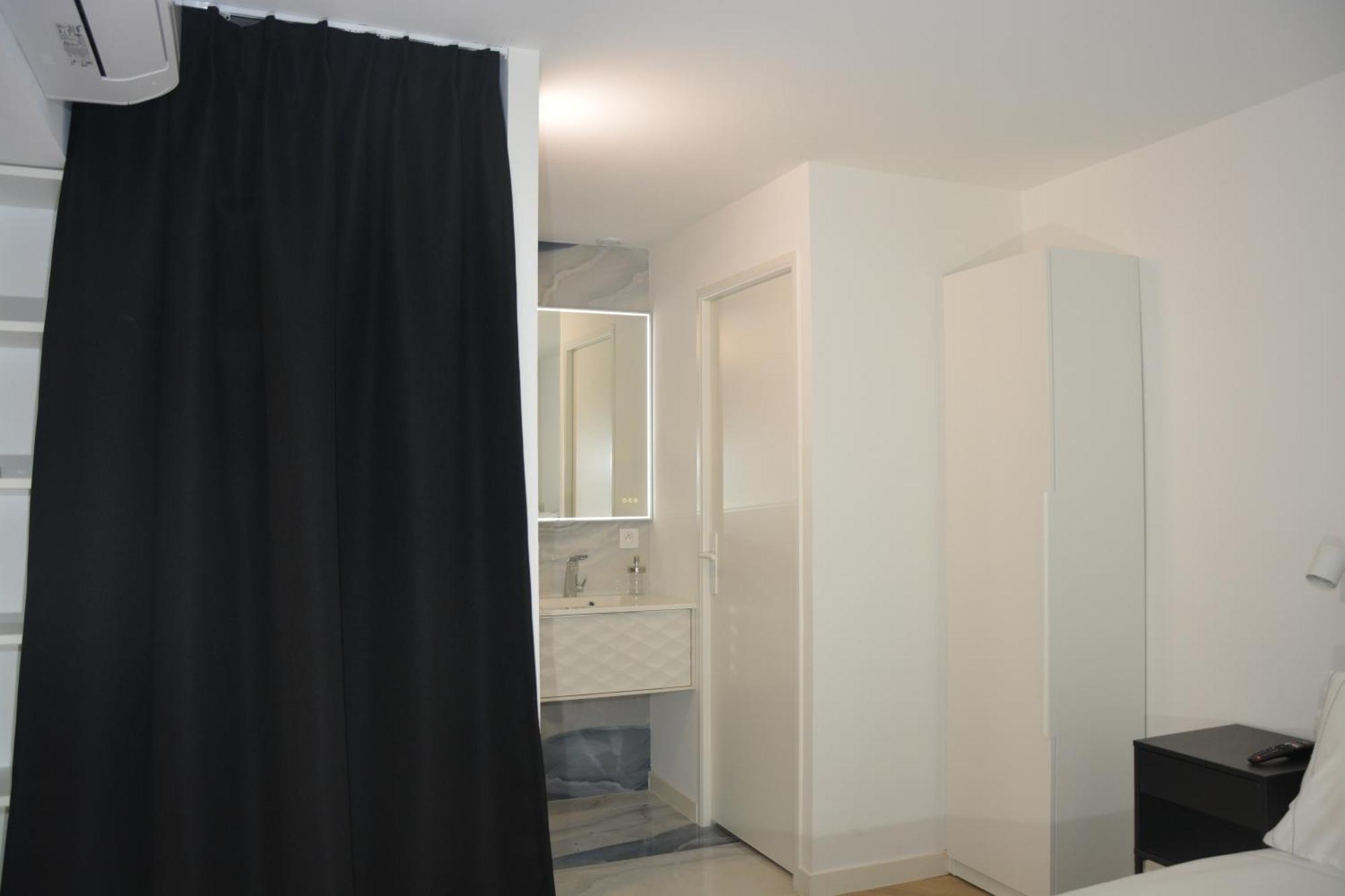 אביניון Maison Rascas - Centre Historique - Air Conditioning- Wifi מראה חיצוני תמונה